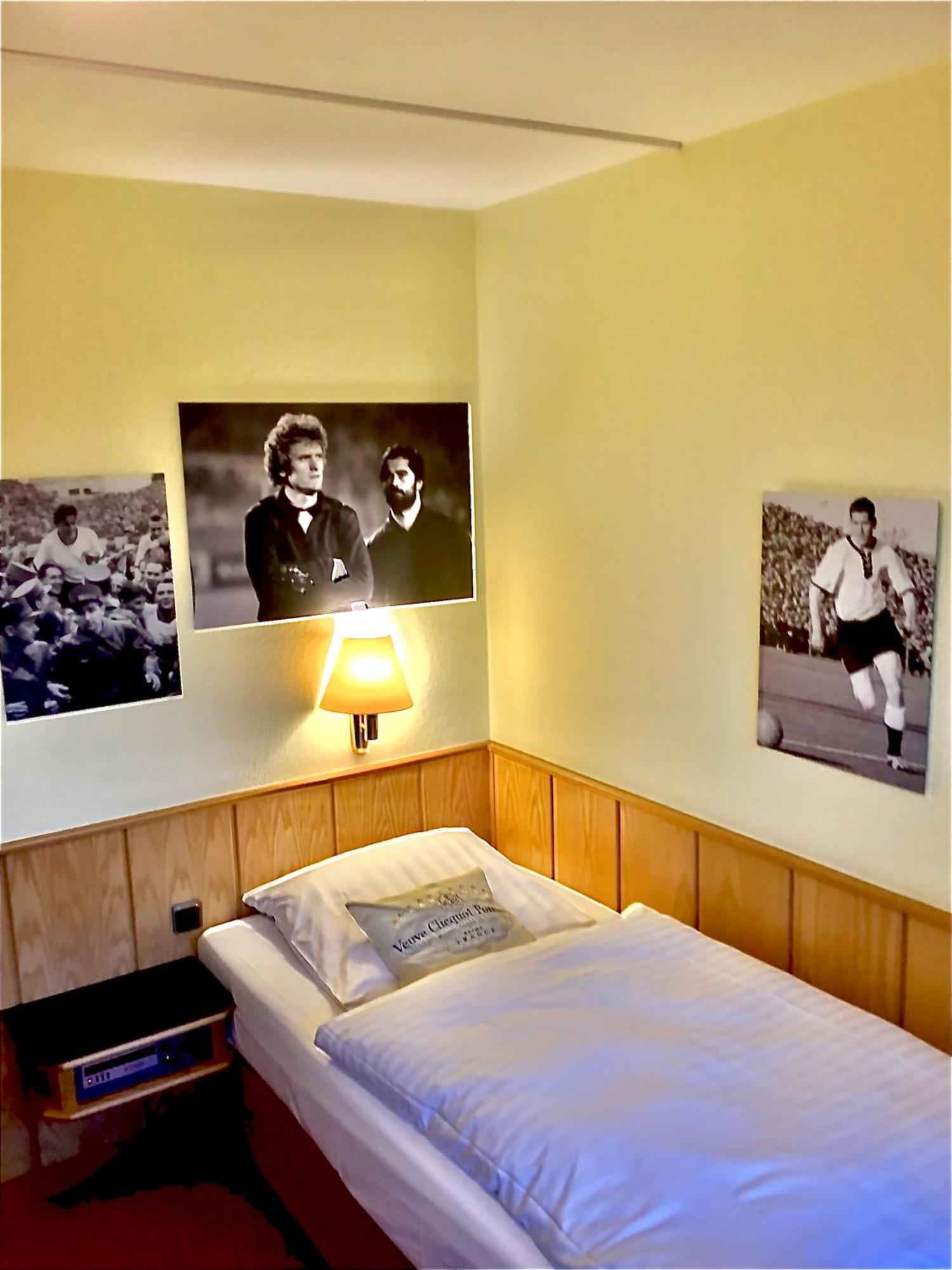 Retro - Art - Hotel Люнен Экстерьер фото