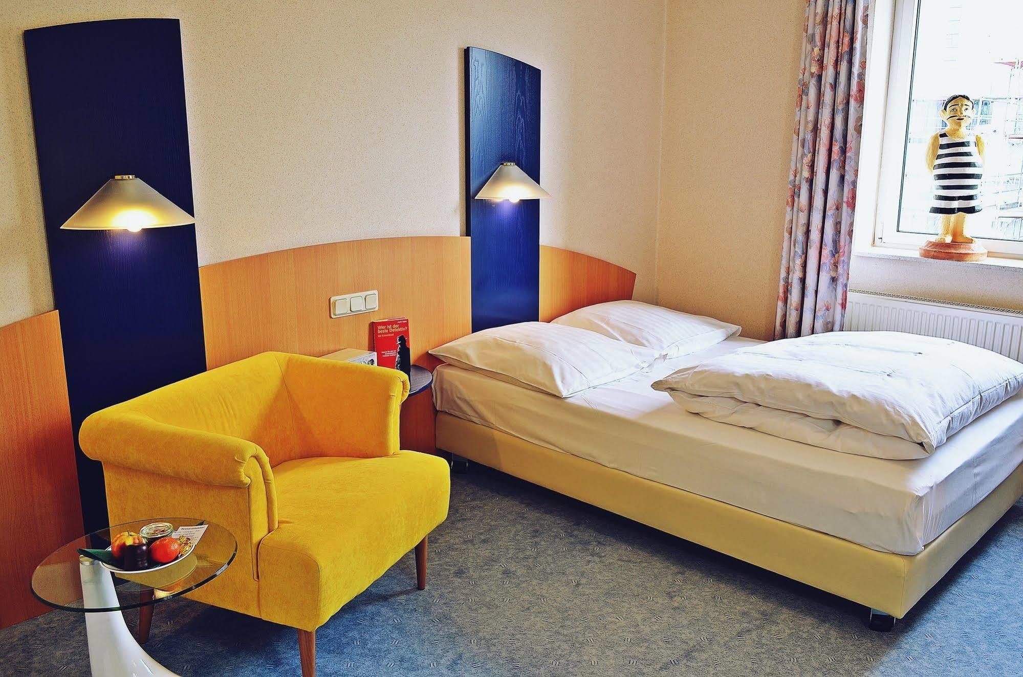 Retro - Art - Hotel Люнен Экстерьер фото